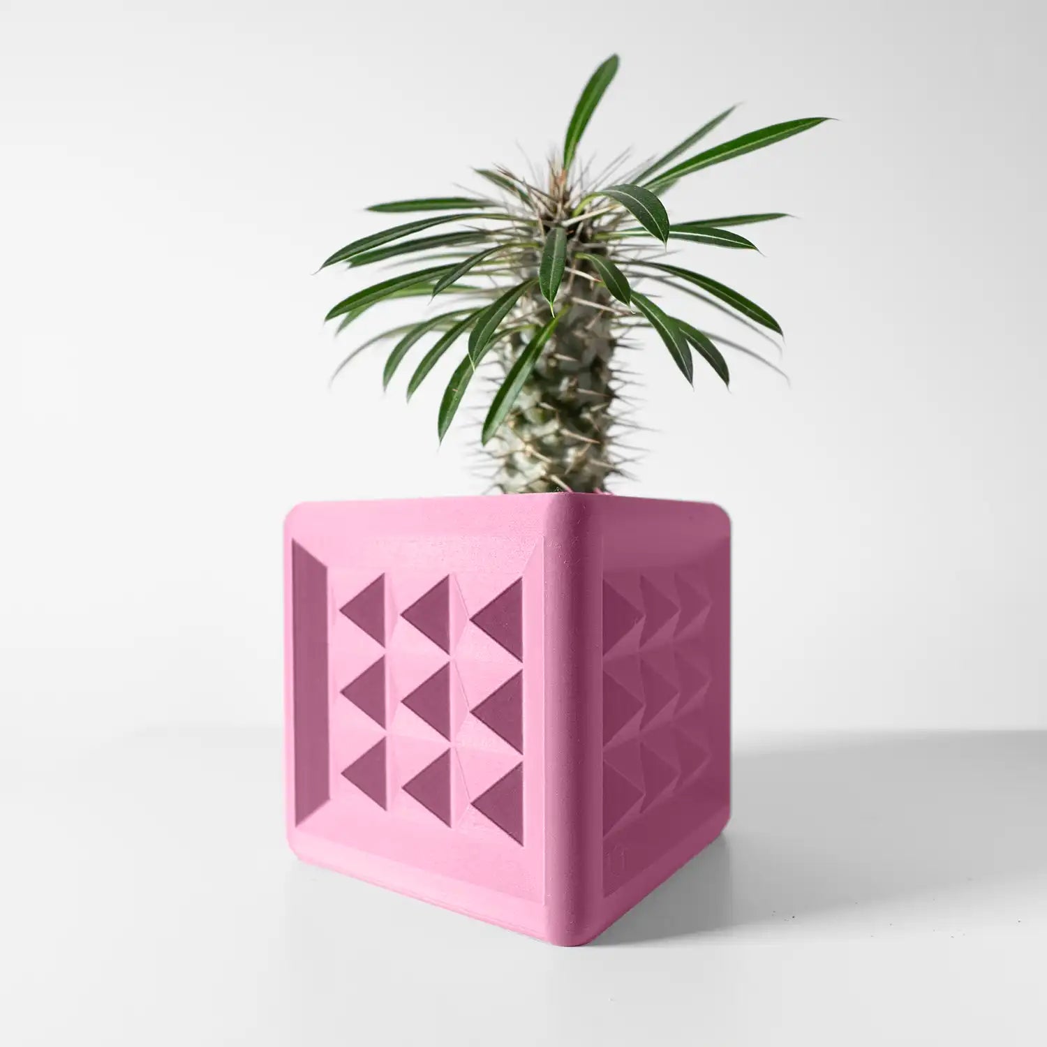 ORA Plant Pot
