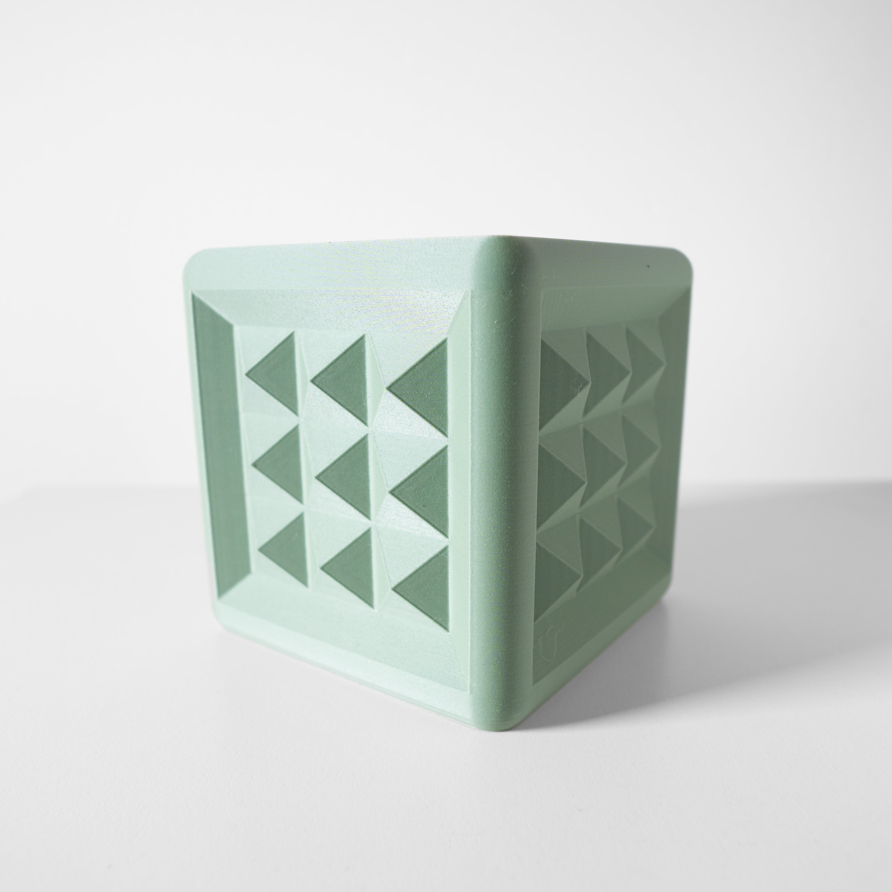 ORA Plant Pot