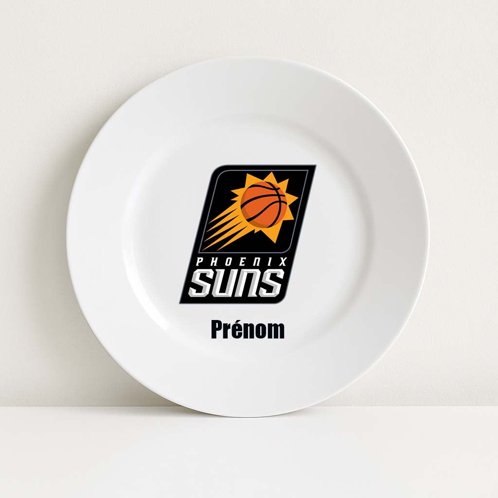 Assiette blanche personnalisable avec le logo orange et noir des Phoenix Suns et un prénom, idéale pour les fans de basket NBA.