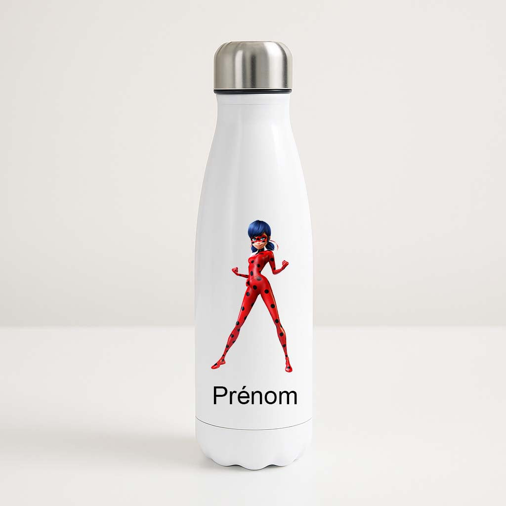 Bouteille isotherme personnalisée avec Ladybug de Miraculous, sur fond blanc avec prénom de l’enfant imprimé en dessous