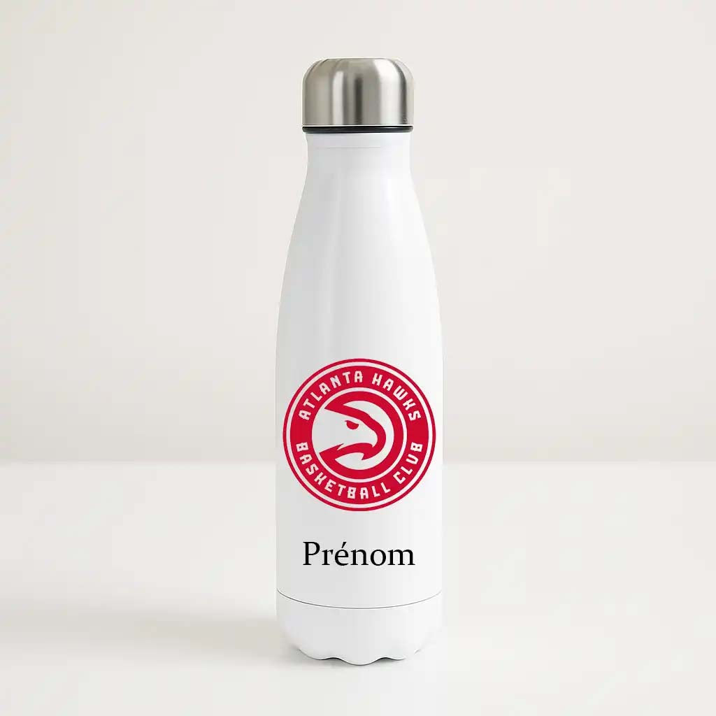 Bouteille isotherme blanche personnalisable avec logo rouge Atlanta Hawks et prénom, parfaite pour les fans de basket NBA.