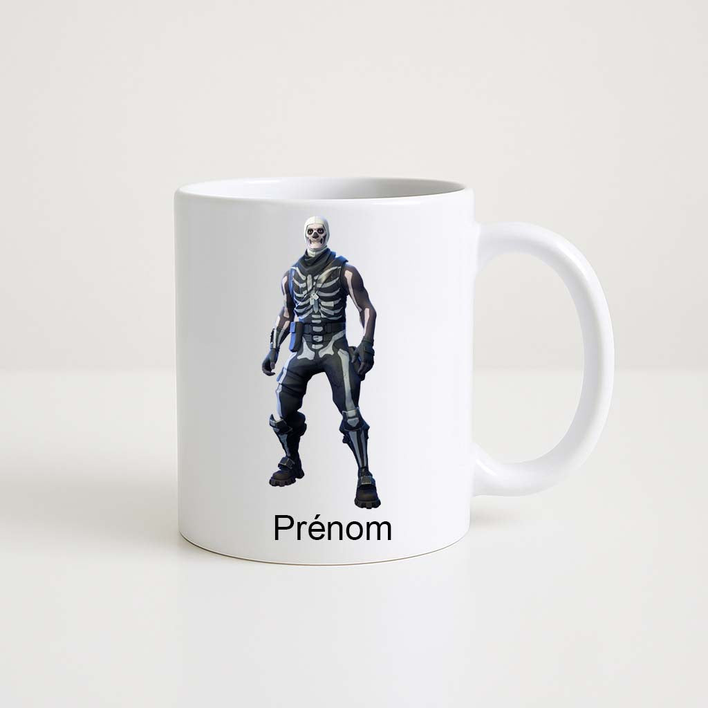 Mug blanc 330 ml Fortnite avec skin Skull Trooper et espace prénom personnalisable.