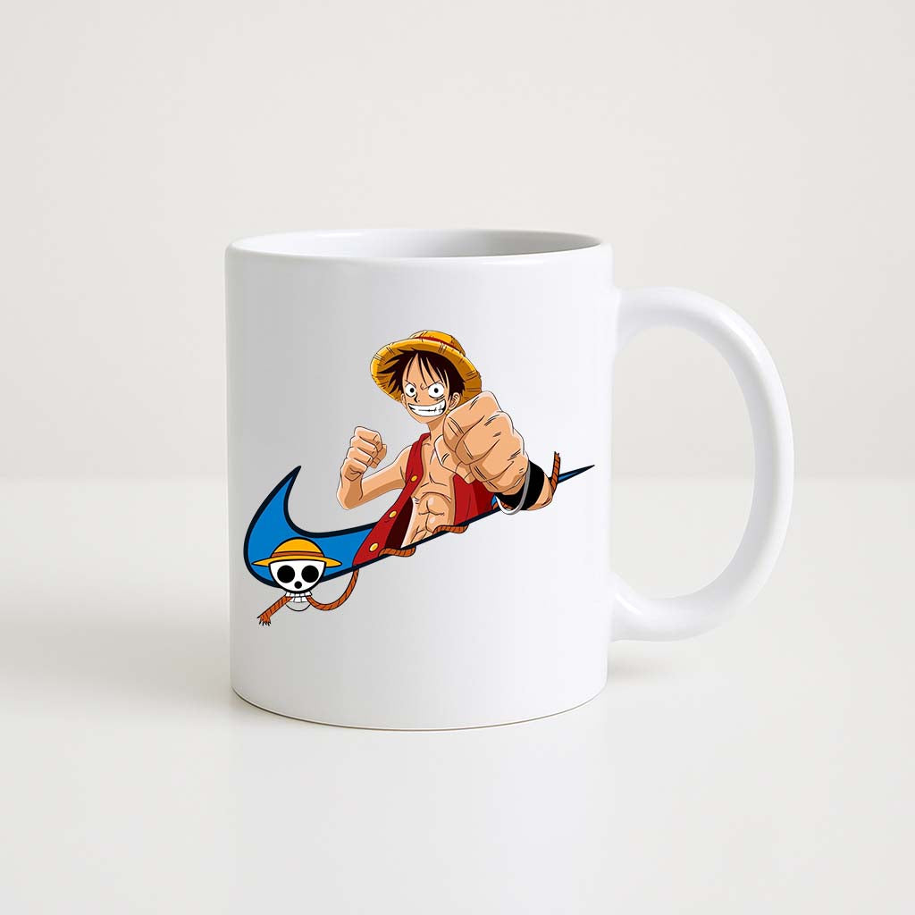 Mug blanc 330 ml avec illustration de Luffy de One Piece en pose de combat et logo stylisé