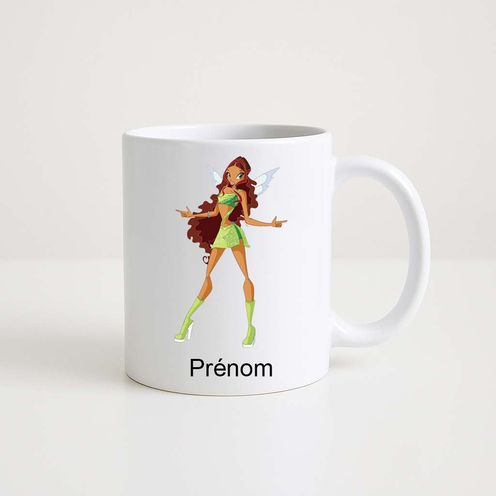 Mug blanc 330 ml avec illustration d’une fée style Winx Club en tenue verte et espace personnalisable pour prénom